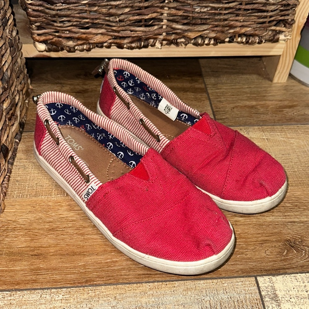 Red Toms
